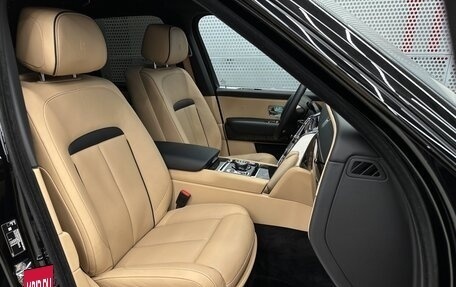 Rolls-Royce Cullinan, 2024 год, 49 550 000 рублей, 13 фотография