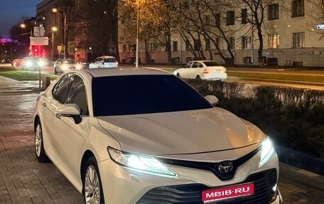 Toyota Camry, 2020 год, 2 790 000 рублей, 1 фотография