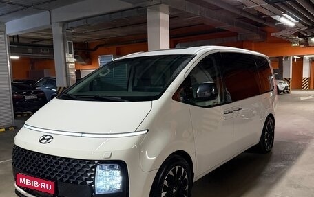 Hyundai Staria, 2021 год, 5 750 000 рублей, 1 фотография