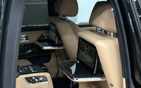 Rolls-Royce Cullinan, 2024 год, 49 550 000 рублей, 26 фотография