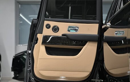 Rolls-Royce Cullinan, 2024 год, 49 550 000 рублей, 34 фотография