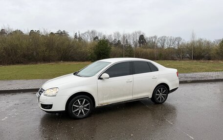 Volkswagen Jetta VI, 2010 год, 565 000 рублей, 1 фотография