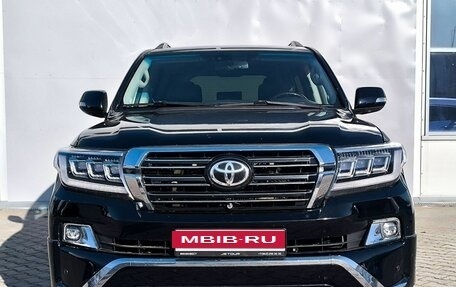 Toyota Land Cruiser 200, 2015 год, 3 580 000 рублей, 1 фотография