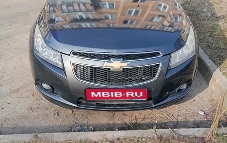 Chevrolet Cruze II, 2010 год, 700 000 рублей, 1 фотография