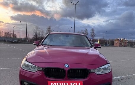 BMW 3 серия, 2018 год, 1 650 000 рублей, 3 фотография