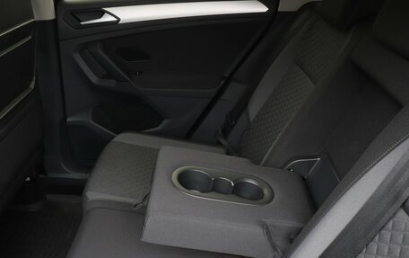 Volkswagen Tiguan II, 2020 год, 2 544 000 рублей, 8 фотография