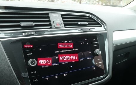 Volkswagen Tiguan II, 2020 год, 2 544 000 рублей, 10 фотография