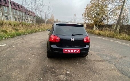 Volkswagen Golf V, 2005 год, 490 000 рублей, 2 фотография