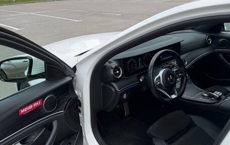 Mercedes-Benz E-Класс, 2020 год, 3 280 000 рублей, 6 фотография