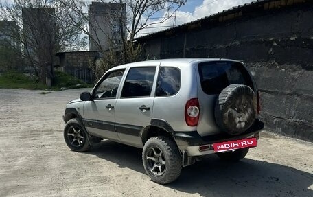 Chevrolet Niva I рестайлинг, 2003 год, 390 000 рублей, 4 фотография