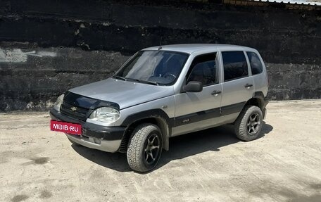 Chevrolet Niva I рестайлинг, 2003 год, 390 000 рублей, 5 фотография