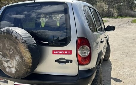 Chevrolet Niva I рестайлинг, 2003 год, 390 000 рублей, 6 фотография