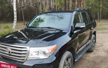 Toyota Land Cruiser 200, 2013 год, 4 600 000 рублей, 2 фотография