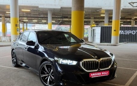 BMW 5 серия, 2024 год, 8 150 000 рублей, 9 фотография