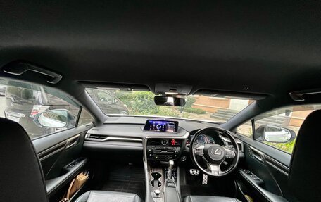 Lexus RX IV рестайлинг, 2016 год, 3 500 000 рублей, 23 фотография