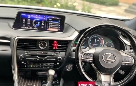 Lexus RX IV рестайлинг, 2016 год, 3 500 000 рублей, 22 фотография