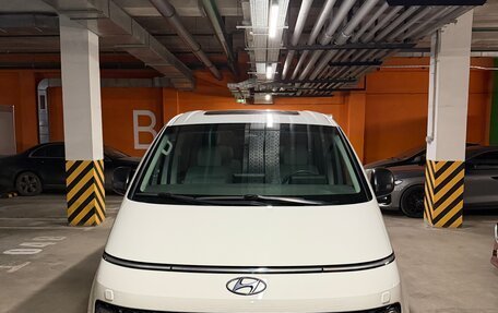 Hyundai Staria, 2021 год, 5 750 000 рублей, 7 фотография