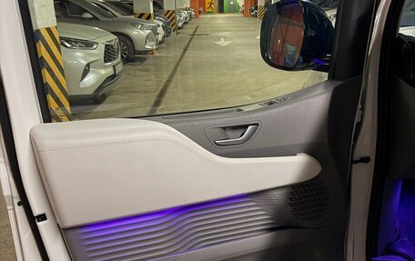 Hyundai Staria, 2021 год, 5 750 000 рублей, 13 фотография