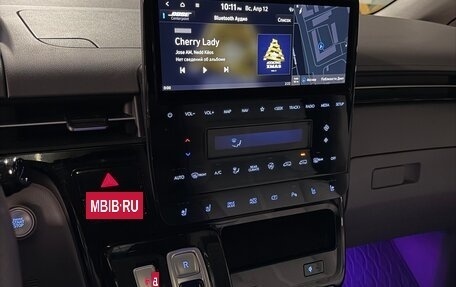 Hyundai Staria, 2021 год, 5 750 000 рублей, 25 фотография