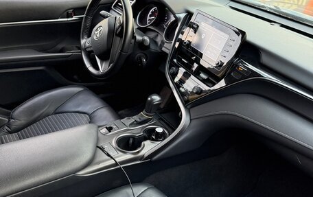 Toyota Camry, 2021 год, 2 790 000 рублей, 9 фотография