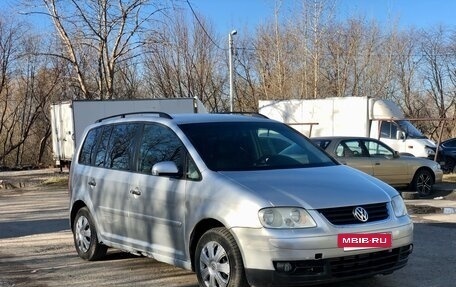 Volkswagen Touran III, 2006 год, 295 000 рублей, 3 фотография