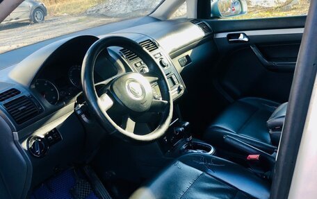 Volkswagen Touran III, 2006 год, 295 000 рублей, 8 фотография