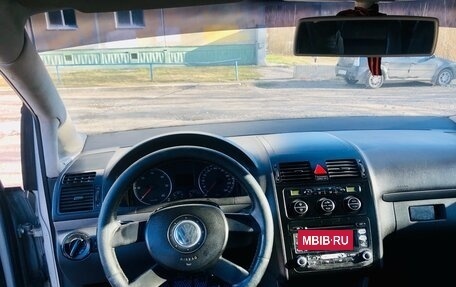 Volkswagen Touran III, 2006 год, 295 000 рублей, 7 фотография