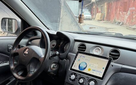 Mitsubishi Outlander III рестайлинг 3, 2006 год, 435 000 рублей, 7 фотография