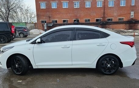 Hyundai Solaris II рестайлинг, 2017 год, 1 245 000 рублей, 8 фотография