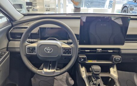 Toyota RAV4, 2026 год, 4 390 000 рублей, 17 фотография