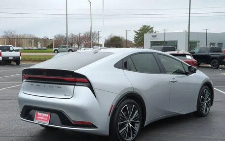 Toyota Prius IV XW50, 2024 год, 4 210 000 рублей, 2 фотография