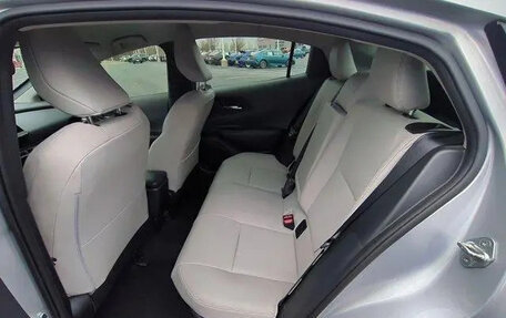 Toyota Prius IV XW50, 2024 год, 4 210 000 рублей, 12 фотография