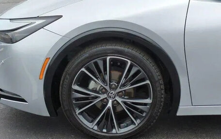 Toyota Prius IV XW50, 2024 год, 4 210 000 рублей, 14 фотография