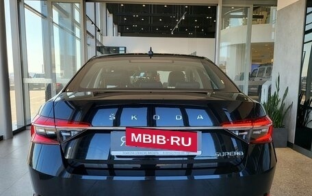 Skoda Superb III рестайлинг, 2025 год, 3 429 000 рублей, 6 фотография