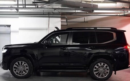 Toyota Land Cruiser, 2024 год, 22 000 000 рублей, 4 фотография