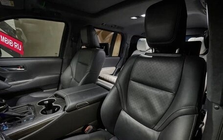 Toyota Land Cruiser, 2024 год, 22 000 000 рублей, 12 фотография