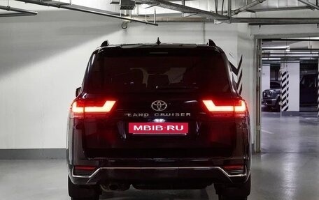 Toyota Land Cruiser, 2024 год, 22 000 000 рублей, 8 фотография