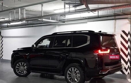 Toyota Land Cruiser, 2024 год, 22 000 000 рублей, 7 фотография