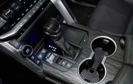 Toyota Land Cruiser, 2024 год, 22 000 000 рублей, 15 фотография