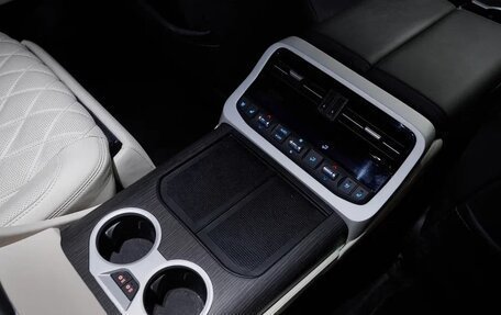 Toyota Land Cruiser, 2024 год, 22 000 000 рублей, 22 фотография