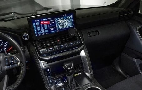 Toyota Land Cruiser, 2024 год, 22 000 000 рублей, 26 фотография