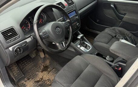 Volkswagen Jetta VI, 2010 год, 565 000 рублей, 11 фотография