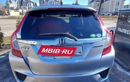 Honda Fit III, 2015 год, 950 000 рублей, 4 фотография