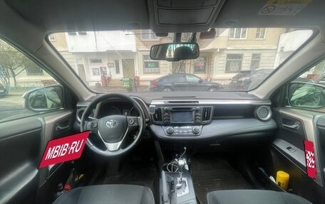 Toyota RAV4, 2016 год, 2 000 000 рублей, 4 фотография