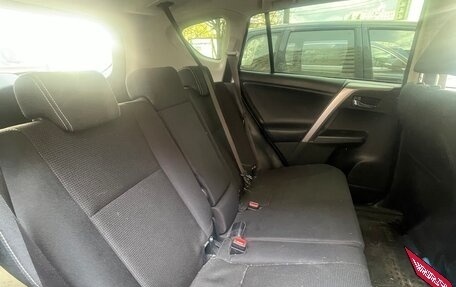 Toyota RAV4, 2016 год, 2 000 000 рублей, 8 фотография