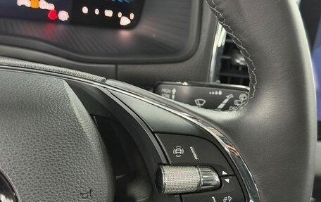 Skoda Karoq I, 2022 год, 2 235 000 рублей, 10 фотография