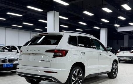 Skoda Karoq I, 2022 год, 2 235 000 рублей, 6 фотография