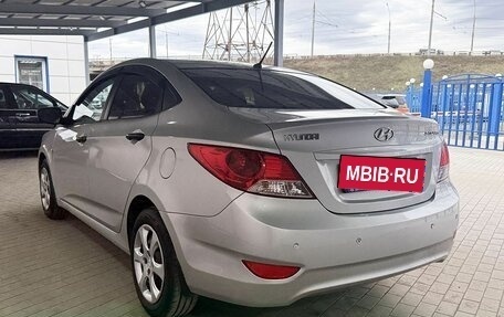 Hyundai Solaris II рестайлинг, 2013 год, 739 000 рублей, 3 фотография