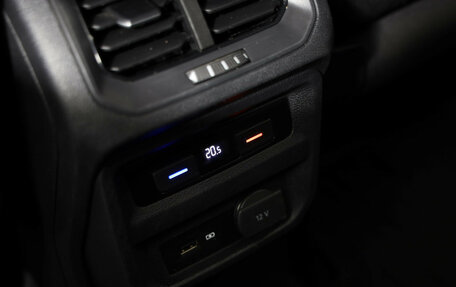 Volkswagen Tiguan II, 2019 год, 1 875 000 рублей, 14 фотография