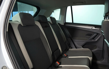 Volkswagen Tiguan II, 2019 год, 1 875 000 рублей, 13 фотография